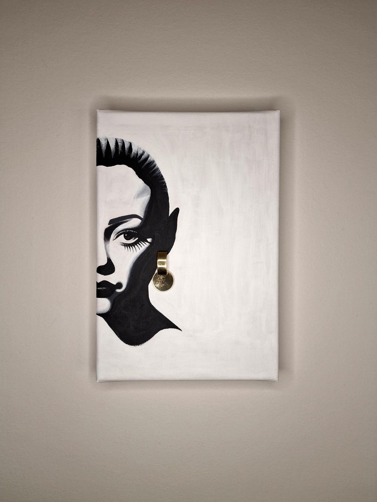 Miss Black&White - MBW03